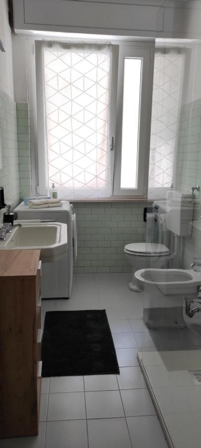 casa Dante Apartment Riva del Garda Luaran gambar